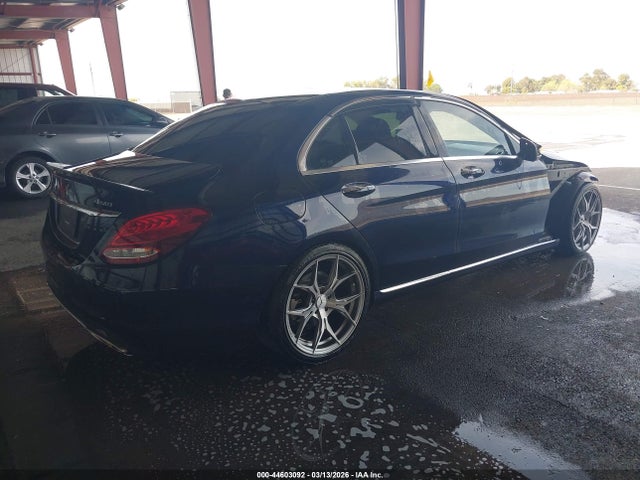 55SWF4JB9GU151042 Mercedes-Benz C 300