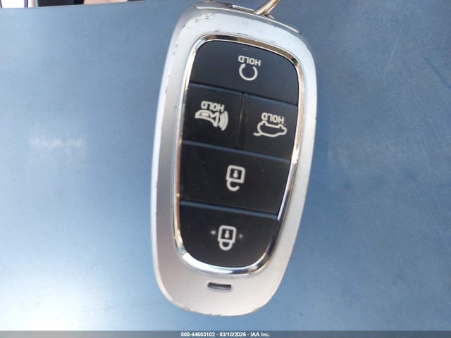 5NMJBCAE9PH238675 Hyundai TUCSON SEL
