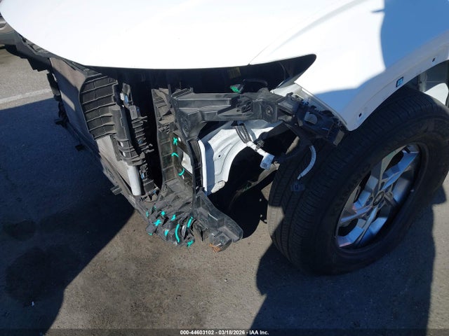 5NMJBCAE9PH238675 Hyundai TUCSON SEL