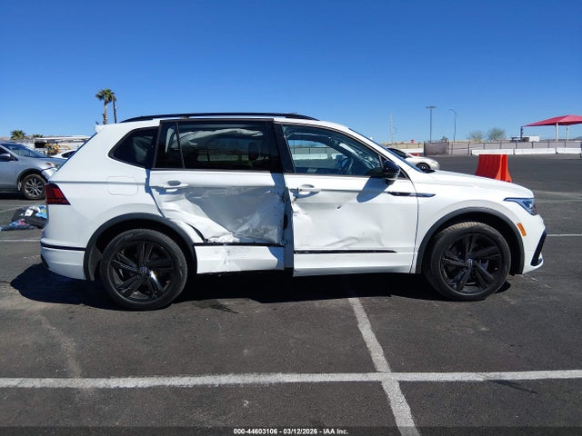 Aukcja sprzedaży 2023 Volkswagen Tiguan 2.0t Se R-line Black, vin: 3VVCB7AX4PM047066, numer aukcji: 44603106