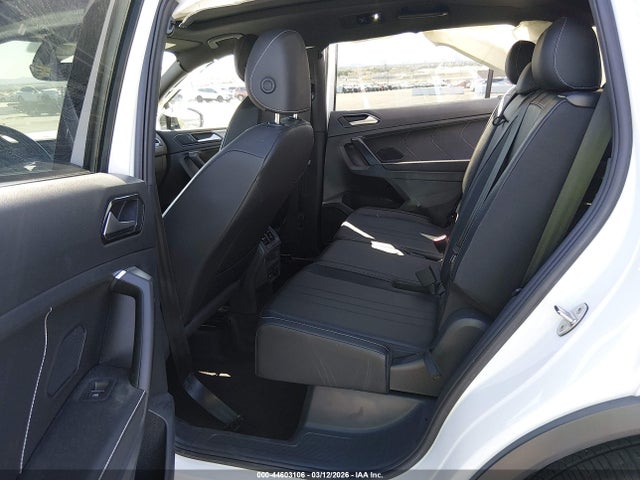 Aukcja sprzedaży 2023 Volkswagen Tiguan 2.0t Se R-line Black, vin: 3VVCB7AX4PM047066, numer aukcji: 44603106