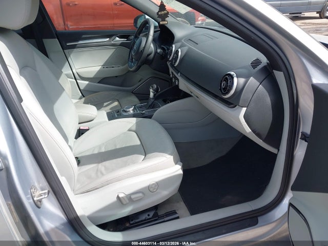 2016 AUDI A3 WAUC7GFF7G1061943 Photo 4