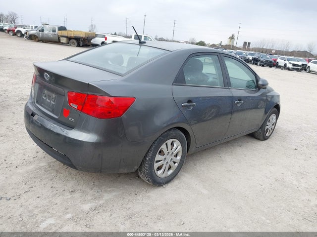 2013 KIA FORTE KNAFU4A23D5740850 Photo 3