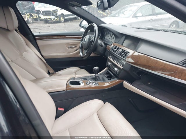2013 Bmw 550i მანქანა იყიდება აუქციონზე, vin: WBAFR9C56DC271545, აუქციონის ნომერი: 44603141