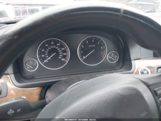 2013 Bmw 550i მანქანა იყიდება აუქციონზე, vin: WBAFR9C56DC271545, აუქციონის ნომერი: 44603141