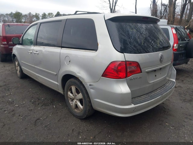 44603144 :رقم المزاد ، 2V4RW3DG3BR669778 vin ، 2011 Volkswagen Routan Se مزاد بيع