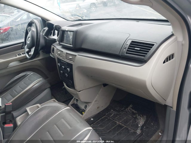 44603144 :رقم المزاد ، 2V4RW3DG3BR669778 vin ، 2011 Volkswagen Routan Se مزاد بيع