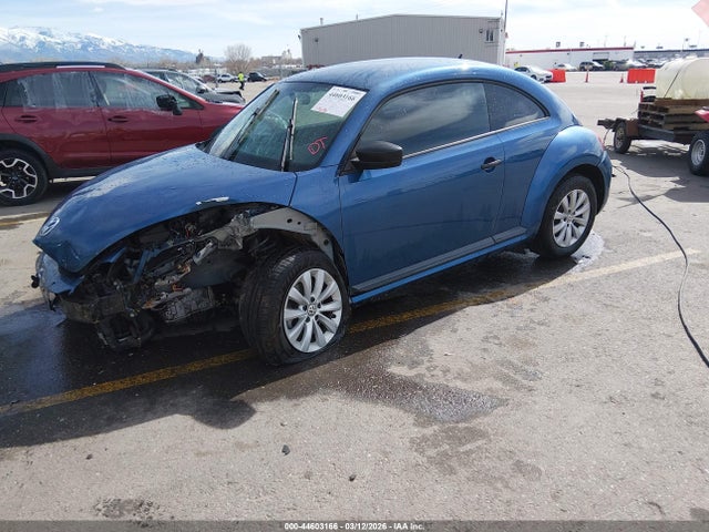 2017 VOLKSWAGEN BEETLE 3VWF17AT9HM624264 Photo 1