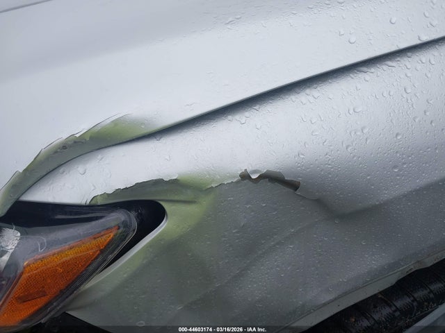 KNMAT2MV4JP543888 Nissan ROGUE SV