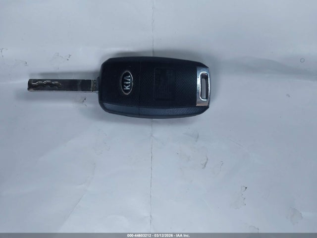 5XXGW4L27HG136850 KIA Optima Sx Turbo