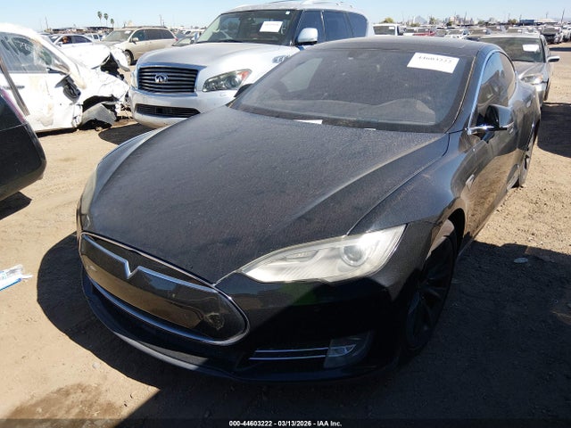 44603222 :رقم المزاد ، 5YJSA1H40FF080624 vin ، 2015 Tesla Model S 85d/p85d مزاد بيع