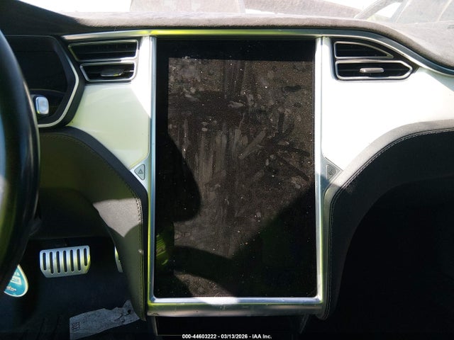 44603222 :رقم المزاد ، 5YJSA1H40FF080624 vin ، 2015 Tesla Model S 85d/p85d مزاد بيع