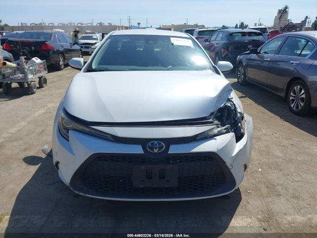 Toyota Corolla Hybrid Le 2020 JTDEBRBE5LJ017064 Image 12
