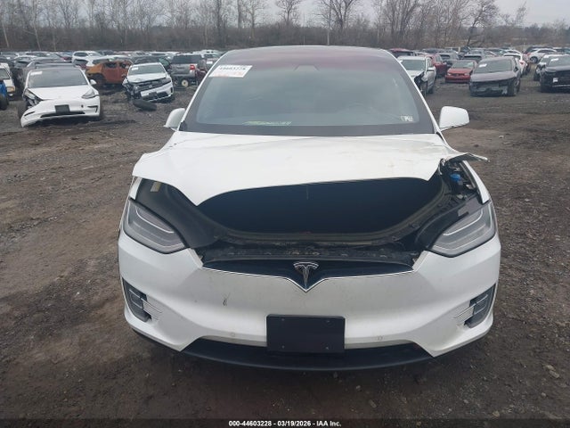 Продаж на аукціоні авто 2017 Tesla Model X P100d, vin: 5YJXCBE42HF044933, номер лоту: 44603228