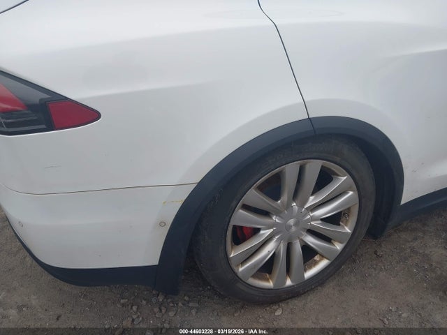 Продаж на аукціоні авто 2017 Tesla Model X P100d, vin: 5YJXCBE42HF044933, номер лоту: 44603228
