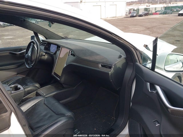 Продаж на аукціоні авто 2017 Tesla Model X P100d, vin: 5YJXCBE42HF044933, номер лоту: 44603228