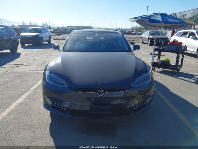 Продаж на аукціоні авто 2018 Tesla Model S 100d/75d/p100d, vin: 5YJSA1E28JF274765, номер лоту: 44603270