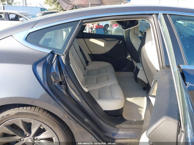 Продаж на аукціоні авто 2018 Tesla Model S 100d/75d/p100d, vin: 5YJSA1E28JF274765, номер лоту: 44603270
