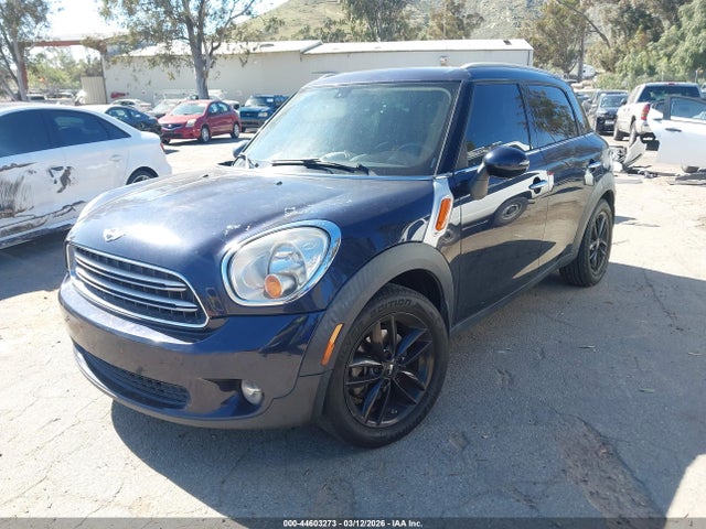 Mini Countryman Cooper 2015 WMWZB3C55FWR44258 Image 2