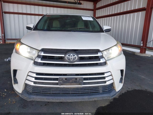 5TDZARFH4HS023862 Toyota Highlander Le