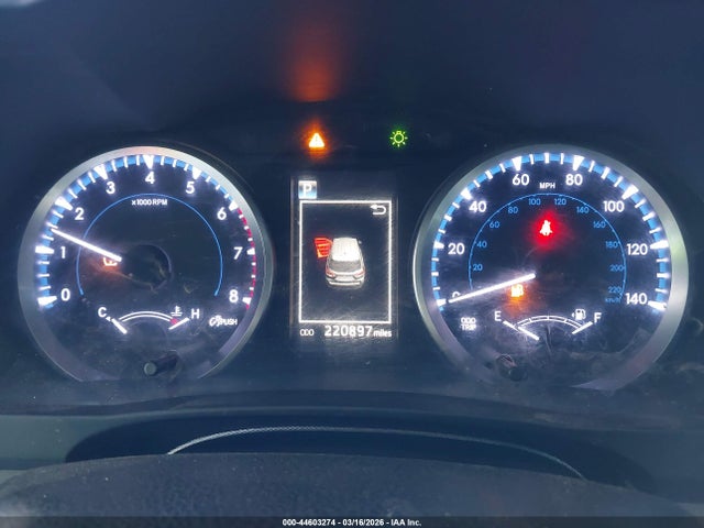 5TDZARFH4HS023862 Toyota Highlander Le