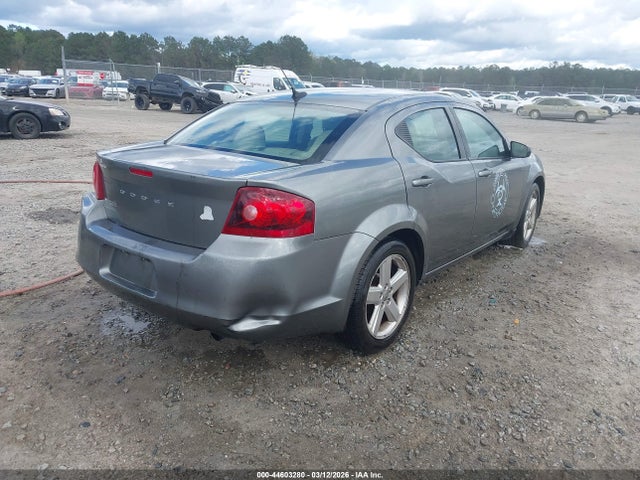 44603280 :رقم المزاد ، 1C3CDZAB9DN551885 vin ، 2013 Dodge Avenger Se مزاد بيع