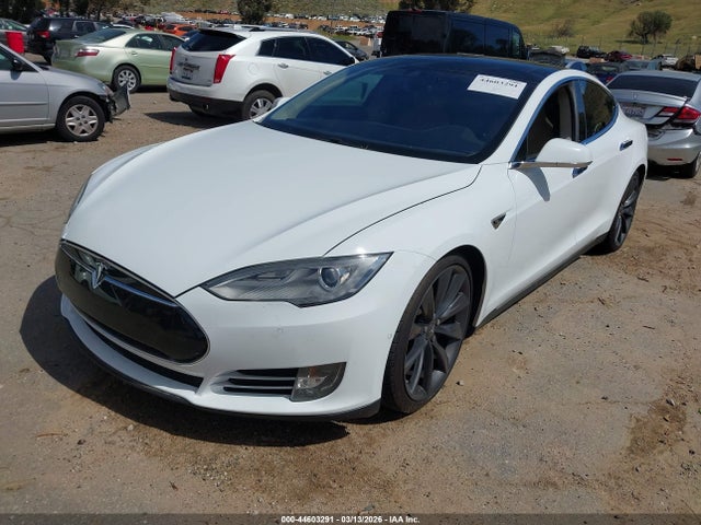 2015 TESLA MODEL S 5YJSA1H19FFP78039 Photo 1