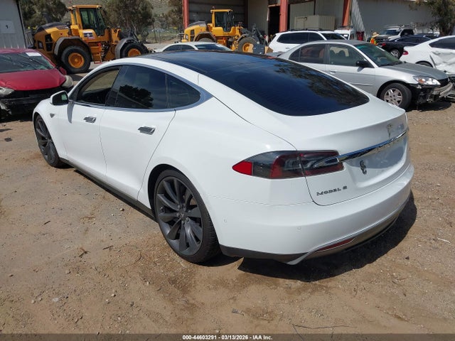 2015 TESLA MODEL S 5YJSA1H19FFP78039 Photo 2