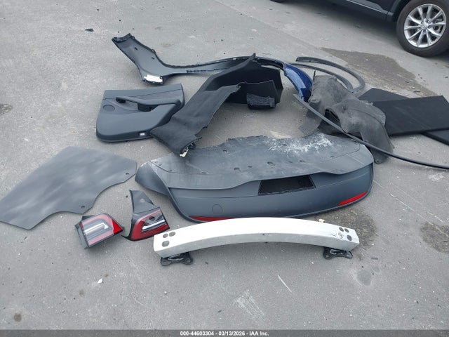 Продаж на аукціоні авто 2025 Tesla Model Y Long Range Dual Motor Rear-wheel Drive, vin: 7SAYGDED8SA361871, номер лоту: 44603304