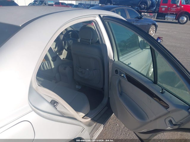 Продажа на аукционе авто 2005 Mercedes-benz C 240 Luxury 4matic, vin: WDBRF81J95F589404, номер лота: 44603395
