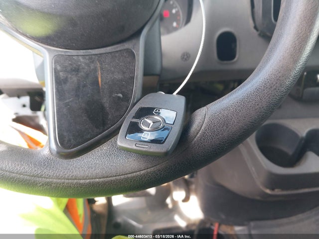 Продажа на аукционе авто 2019 Mercedes-benz Sprinter 2500 Standard Roof V6, vin: WD4PF0CD6KP030342, номер лота: 44603413