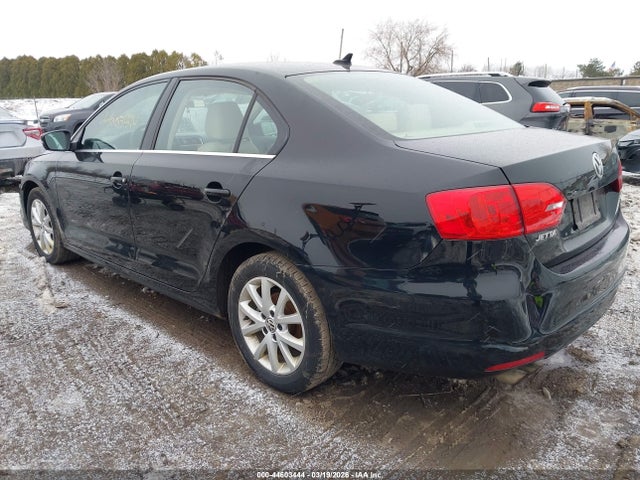 44603444 :رقم المزاد ، 3VWDP7AJ5DM368042 vin ، 2013 Volkswagen Jetta Se مزاد بيع