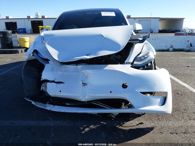 Auction sale of the 2021 Tesla Model Y Long Range Dual Motor All-wheel Drive, vin: 5YJYGDEE5MF138635, lot number: 44603462