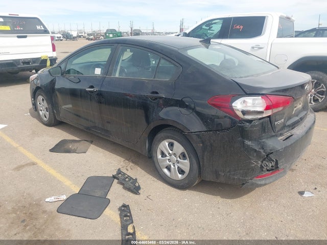 2017 Kia Forte Lx მანქანა იყიდება აუქციონზე, vin: 3KPFK4A78HE043835, აუქციონის ნომერი: 44603468
