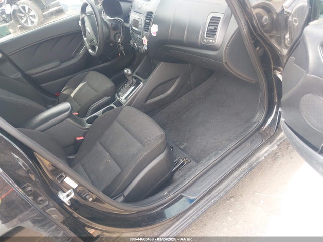 2017 Kia Forte Lx მანქანა იყიდება აუქციონზე, vin: 3KPFK4A78HE043835, აუქციონის ნომერი: 44603468