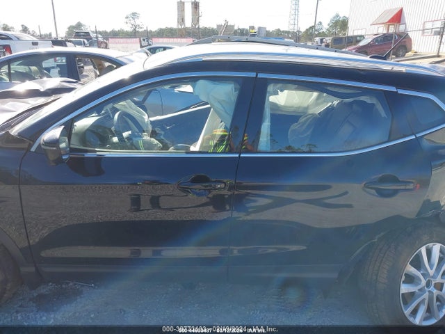 JN1BJ1BV5NW346105 Nissan Rogue Sport Sv Fwd Xtronic Cvt