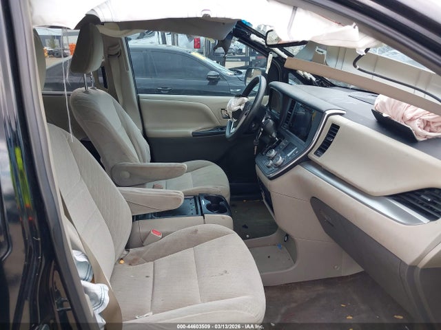 2016 TOYOTA SIENNA 5TDKK3DCXGS731907 Photo 4