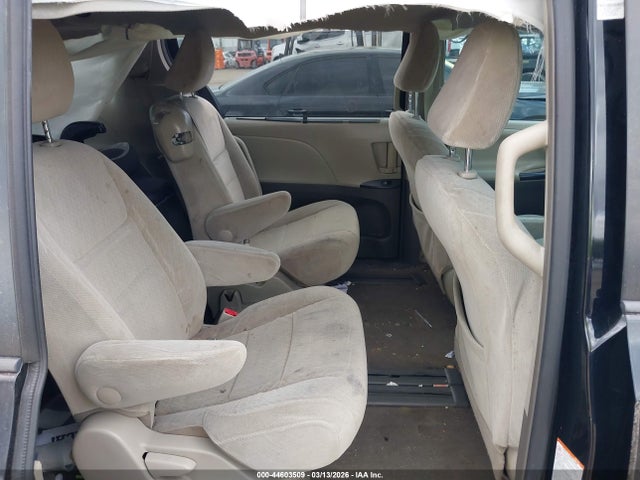 2016 TOYOTA SIENNA 5TDKK3DCXGS731907 Photo 7