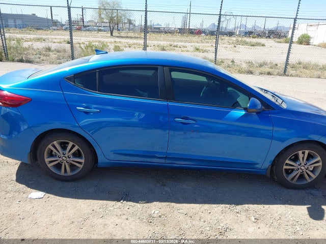 5NPD84LF9JH334386 Hyundai ELANTRA SEL