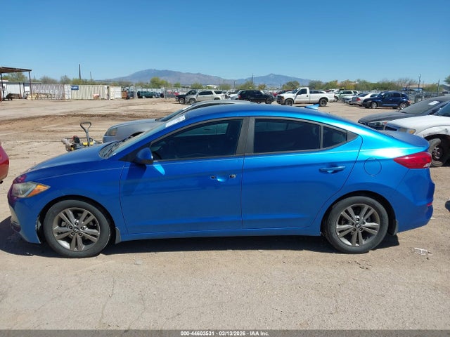 5NPD84LF9JH334386 Hyundai ELANTRA SEL