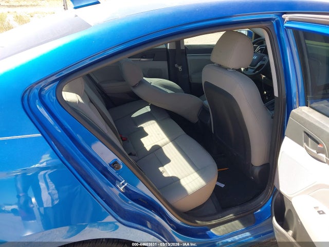 5NPD84LF9JH334386 Hyundai ELANTRA SEL