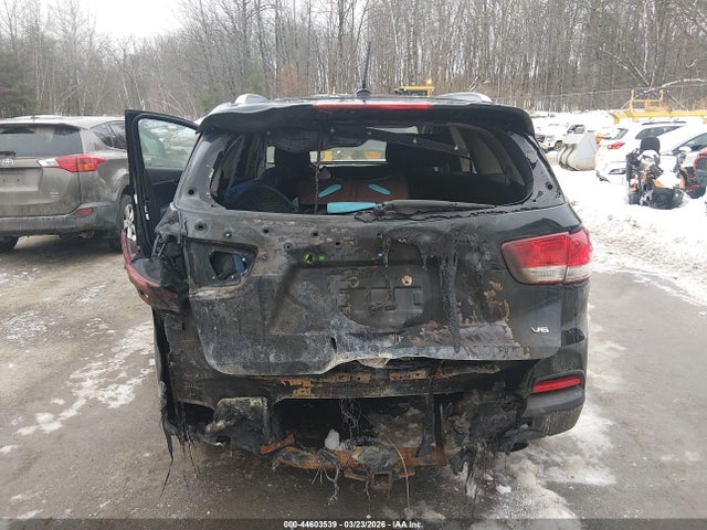 44603539 :رقم المزاد ، 5XYPGDA53HG199532 vin ، 2017 Kia Sorento 3.3l Lx مزاد بيع