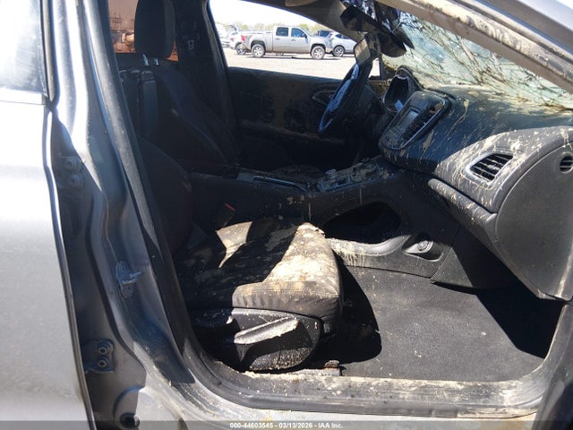 2015 CHRYSLER 200 1C3CCCAB1FN529771 Photo 4