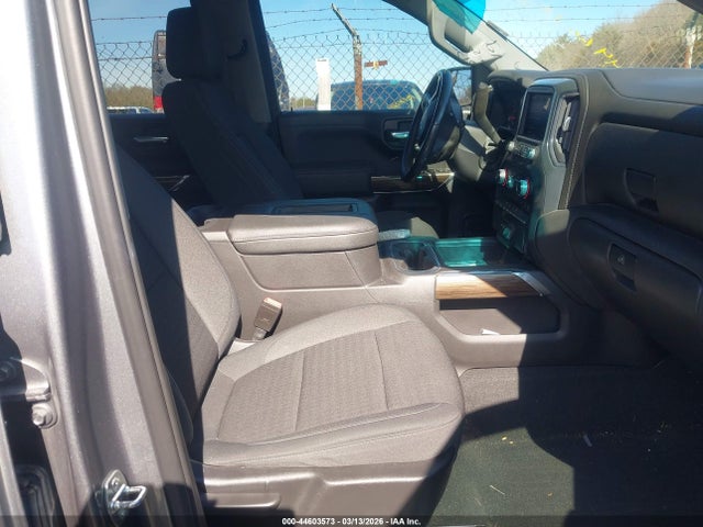 44603573 :رقم المزاد ، 3GCPYFED4MG444750 vin ، 2021 Chevrolet Silverado 1500 4wd  Short Bed Lt Trail Boss مزاد بيع
