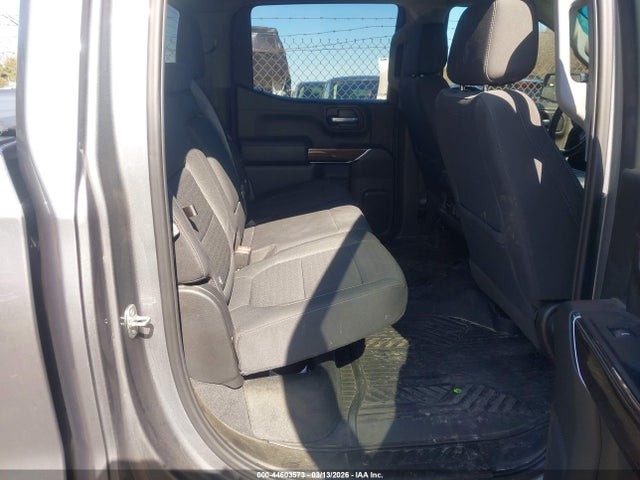 44603573 :رقم المزاد ، 3GCPYFED4MG444750 vin ، 2021 Chevrolet Silverado 1500 4wd  Short Bed Lt Trail Boss مزاد بيع