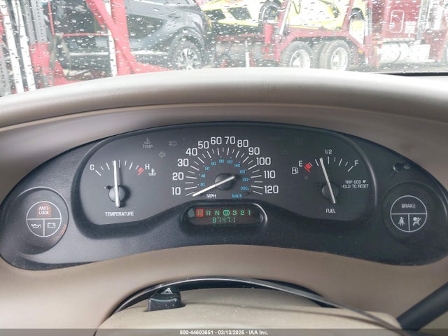 2002 Buick Century Custom მანქანა იყიდება აუქციონზე, vin: 2G4WS52J321246261, აუქციონის ნომერი: 44603651