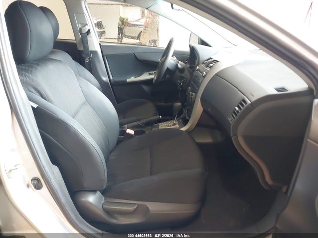 44603663 :رقم المزاد ، 2T1BU4EE1BC697616 vin ، 2011 Toyota Corolla S مزاد بيع