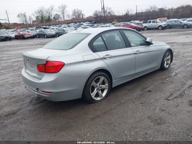 2014 BMW 320I WBA3C3C59EF984618 Photo 3