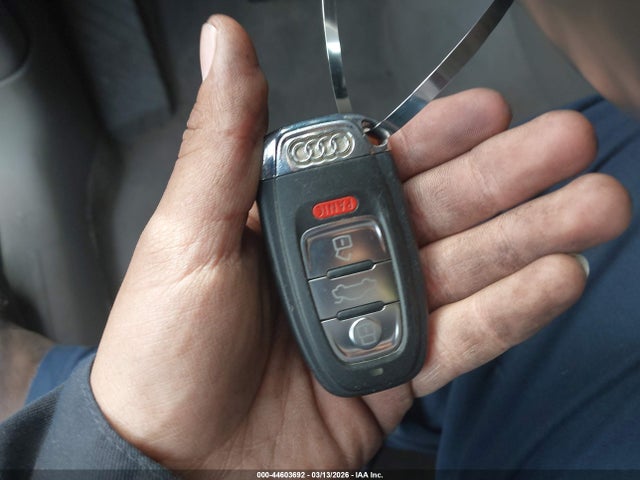 2011 AUDI A4 WAUAFAFL9BN054913 Photo 10