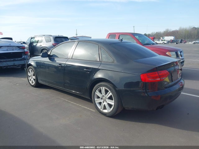 2011 AUDI A4 WAUAFAFL9BN054913 Photo 2